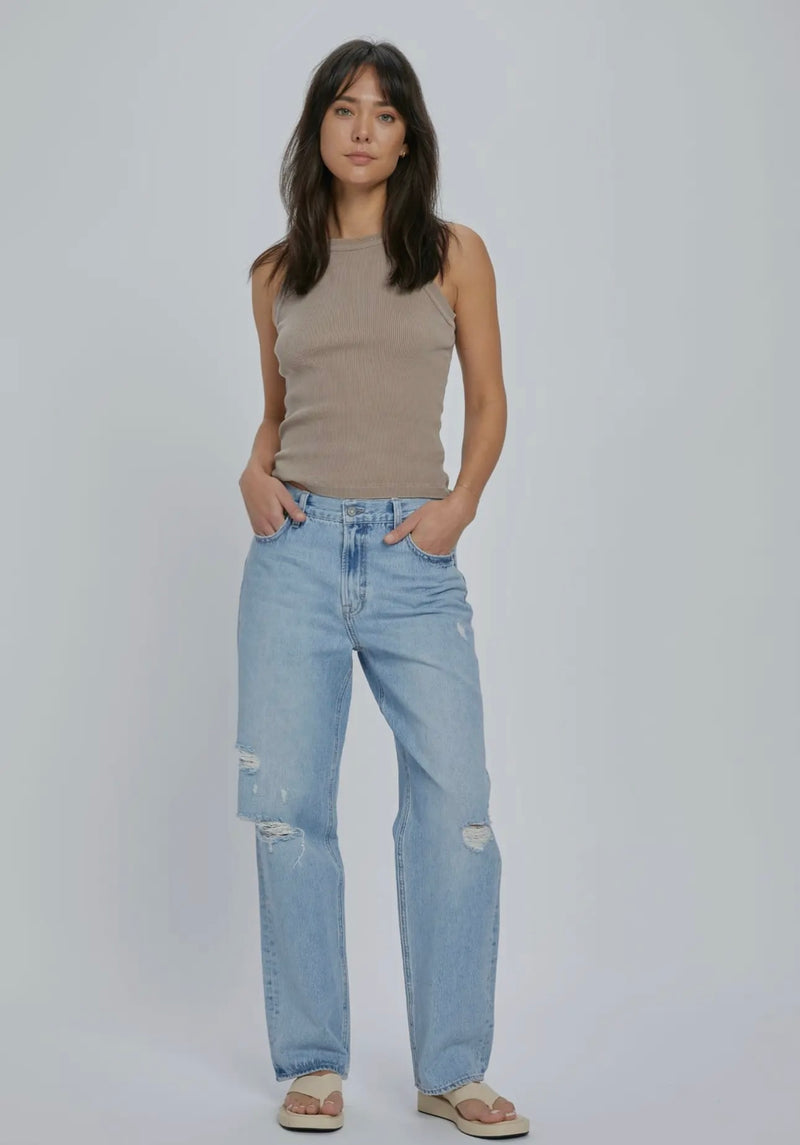 HD1424BR-LT -Light Wash Classic Distressed
Relaxed Boyfriend Jeans