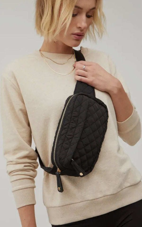 19308 Teo Quilted Nylon Fanny Belt Bag