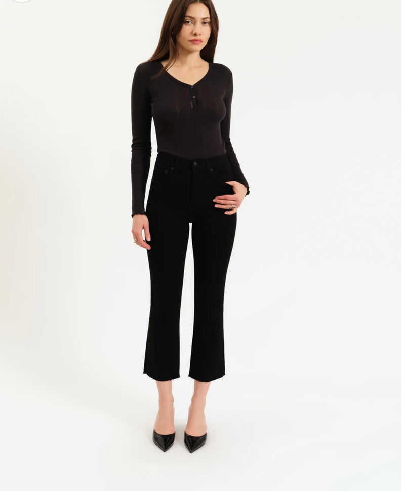 D00017171zn Shy Girl HR Crop Flare- Party after Party