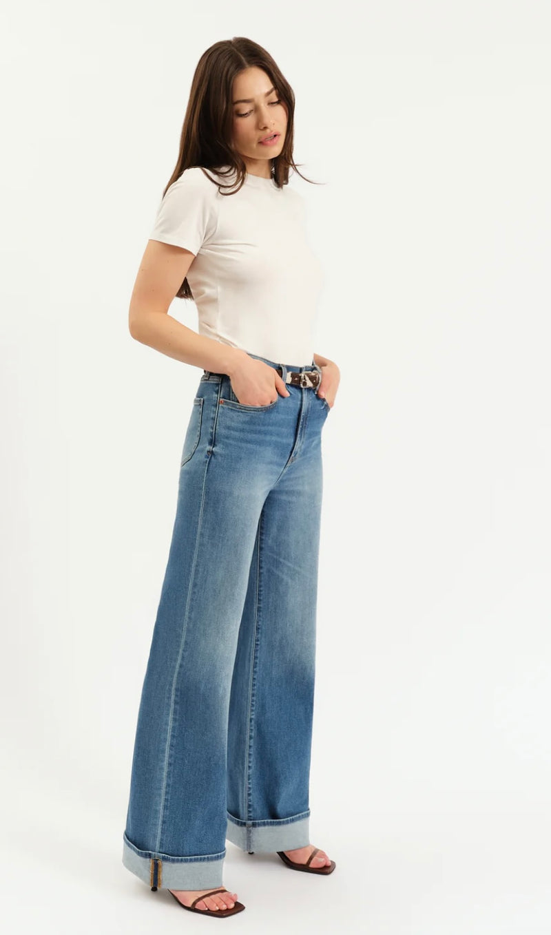 D00017194 Far Out HR Wide Leg- Big Break