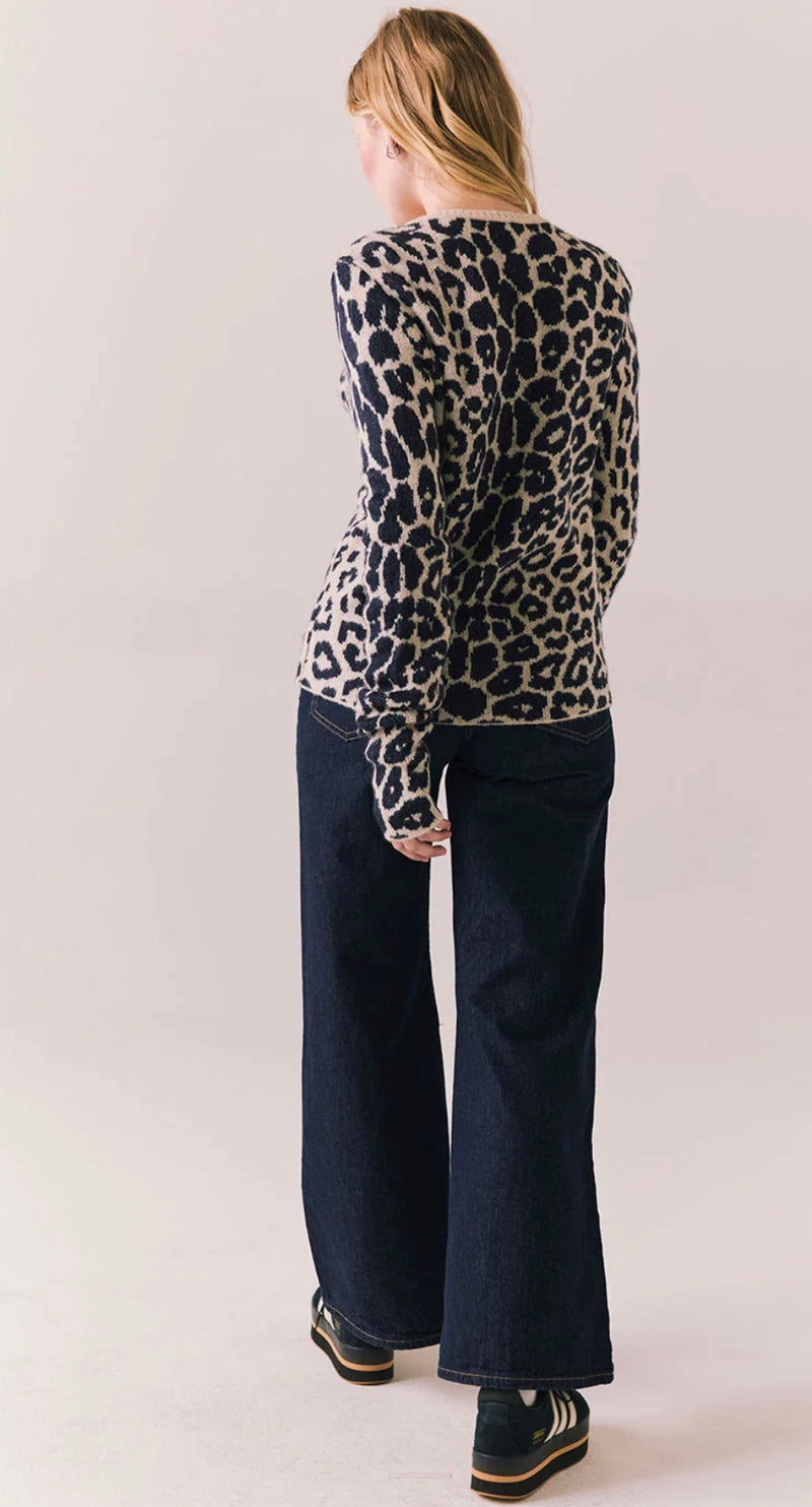 CWA282-CHA8061 Leopard Dream Cardigan