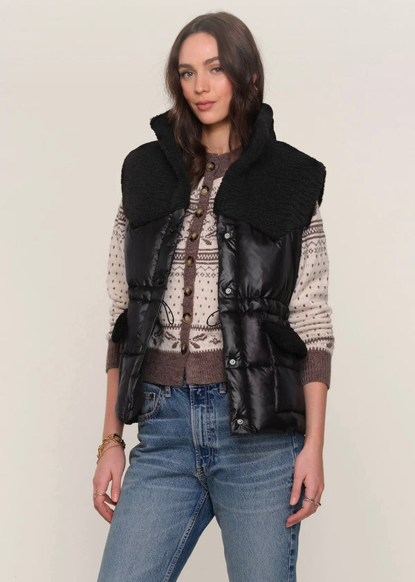 257UA4B Alex Vest