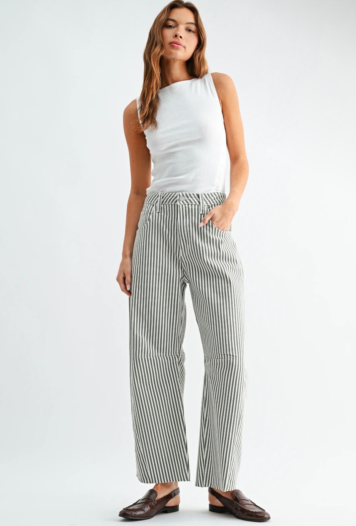 Raw Hem Barrel Jean w/ Seams - Olive
Stripe - BP473J