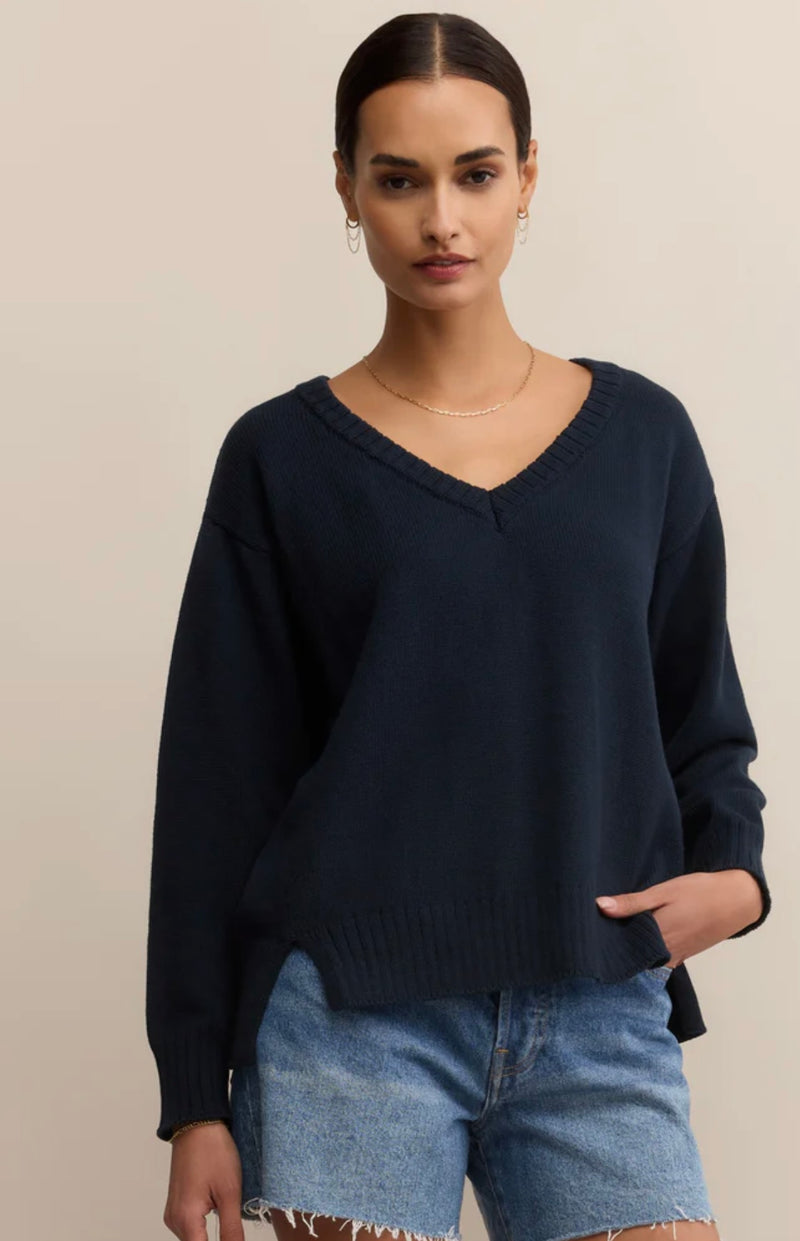 ZW253301 All Around V-Neck Sweater