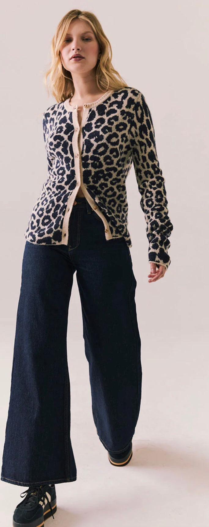 CWA282-CHA8061 Leopard Dream Cardigan