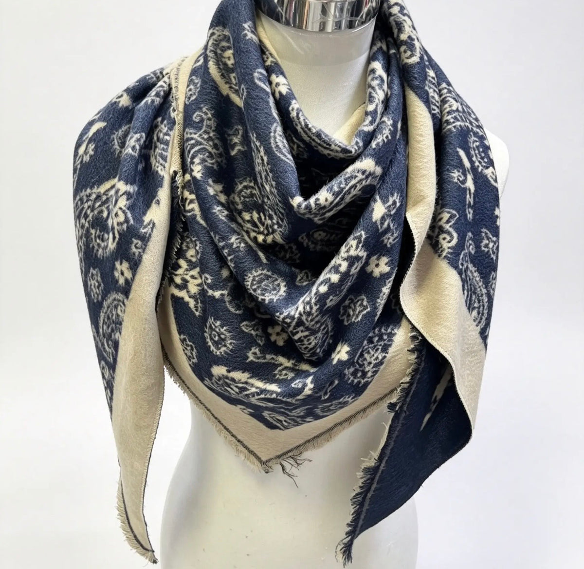 TR-4 Soft Mini Fur Triangle
Bandana Scarves