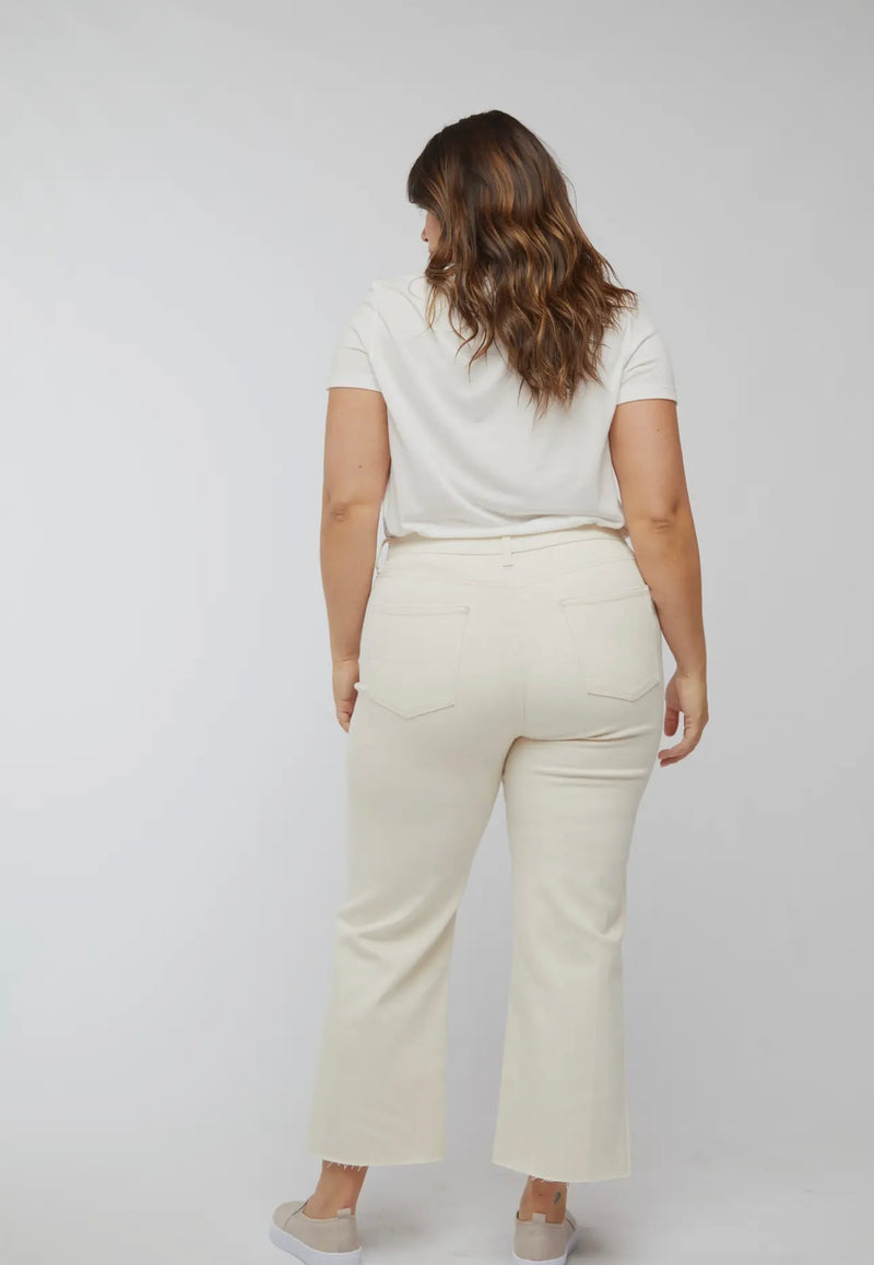 WFK-14-137 Aberdeen Ankle Crop HR Jean - Ecru