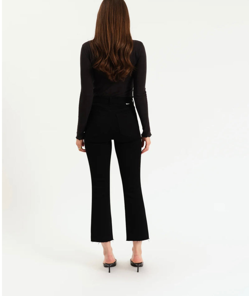 D00017171zn Shy Girl HR Crop Flare- Party after Party