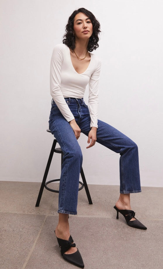 ZT234397 So Smooth V-Neck Bodysuit