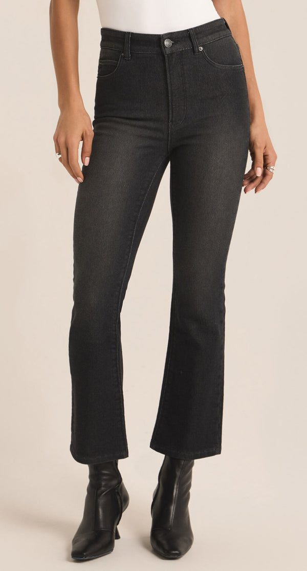 ZP243153s Lia Ankle Kick Flare Jean