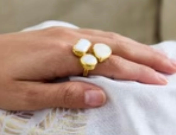 Nikola Freshwater Pearl Ring