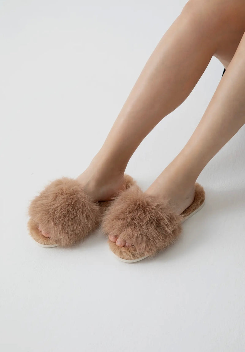 33-28 Maude Slippers Camel