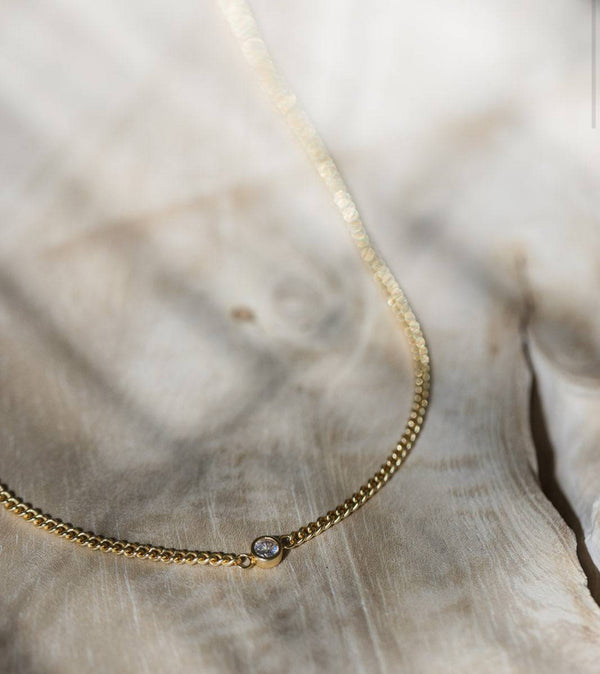 CCN025 Gold Solitaire Necklace