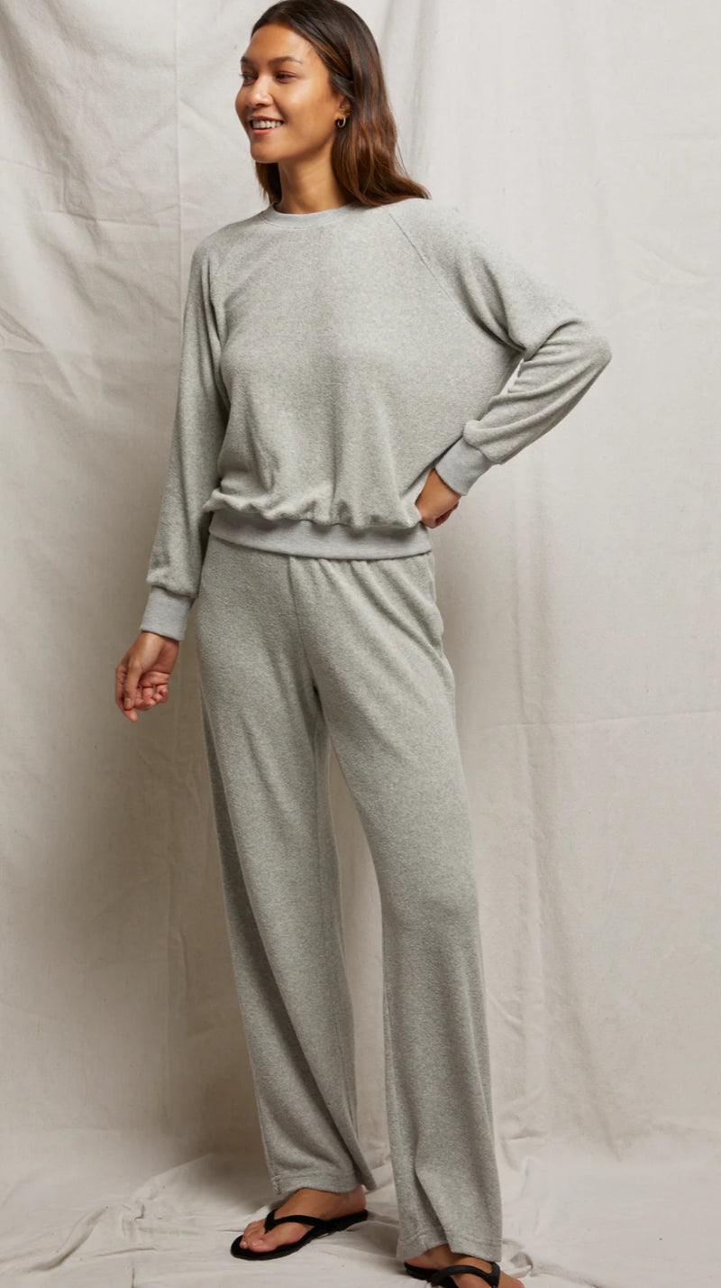 T23 Saylor- Terry Raglan Pullover/Heather Grey