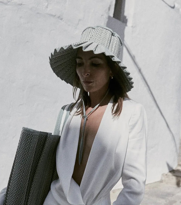 LMcaprfij Fiji Capri Hat