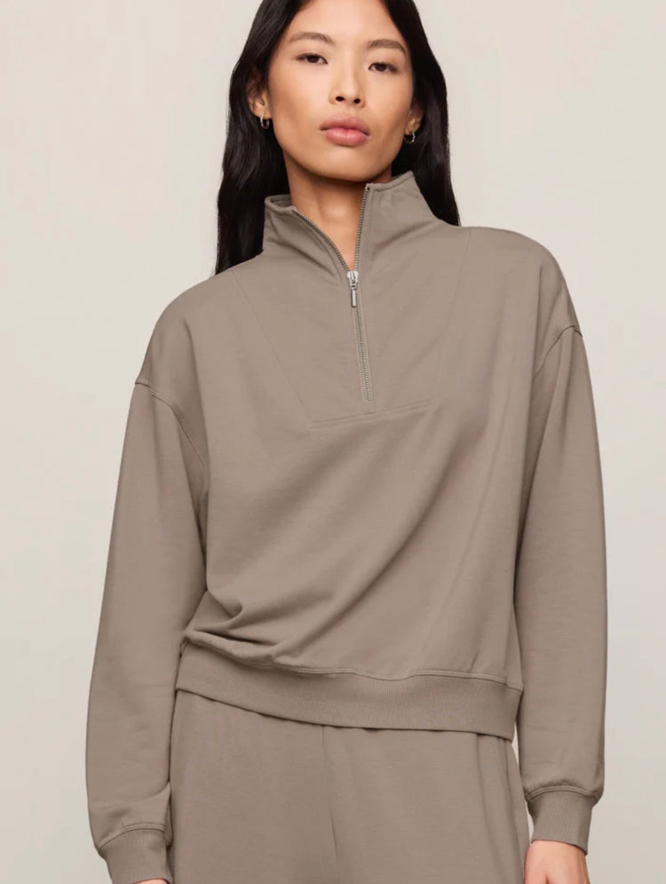 ZT263295 Gate Check Sweatshirt- Wild Mushroom