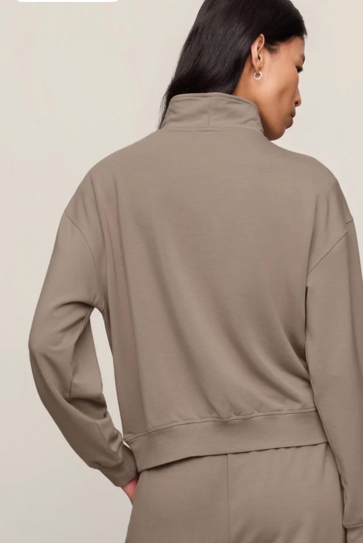 ZT263295 Gate Check Sweatshirt- Wild Mushroom