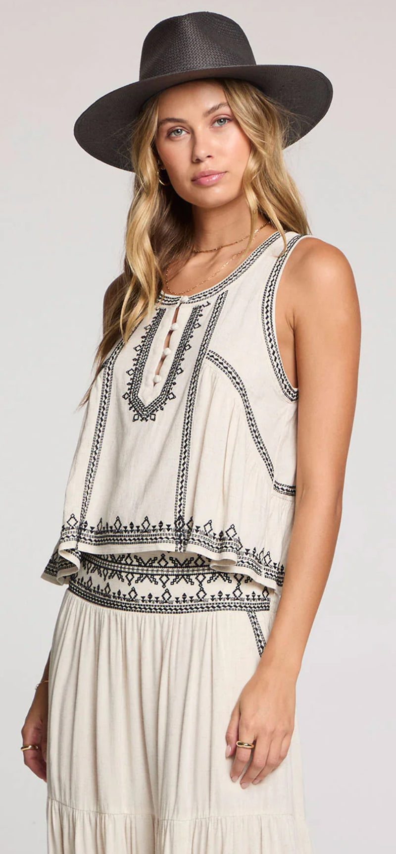 S3626-W690 Quinley Tank- Natural