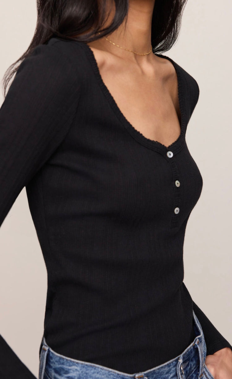 ZT263278 Audri Scalloped Pointelle Top