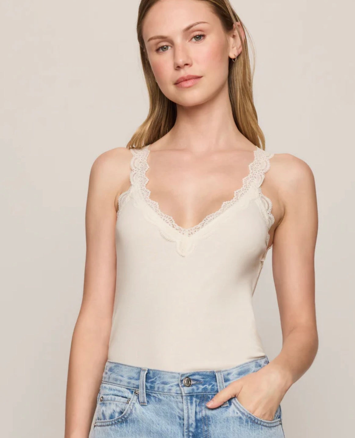 ZT263275 Eva Lace Trim Tank
