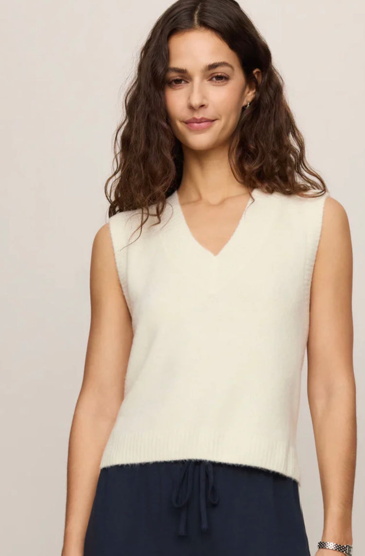 ZVW263595 Classic Act Sweater Vest