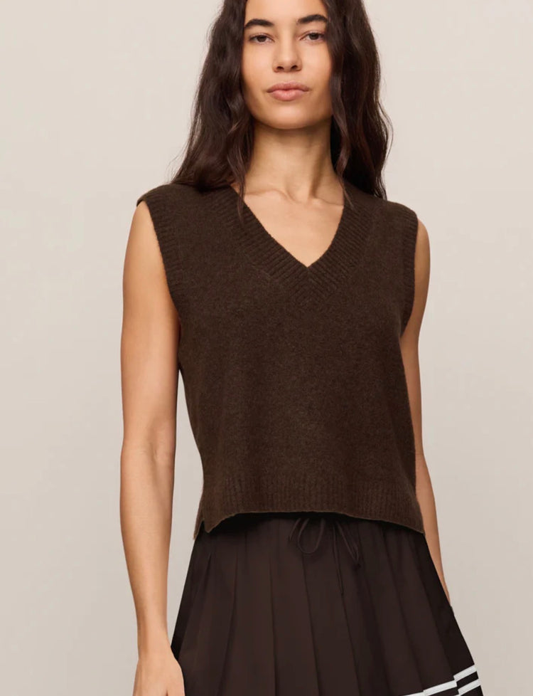 ZVW263595 Classic Act Sweater Vest