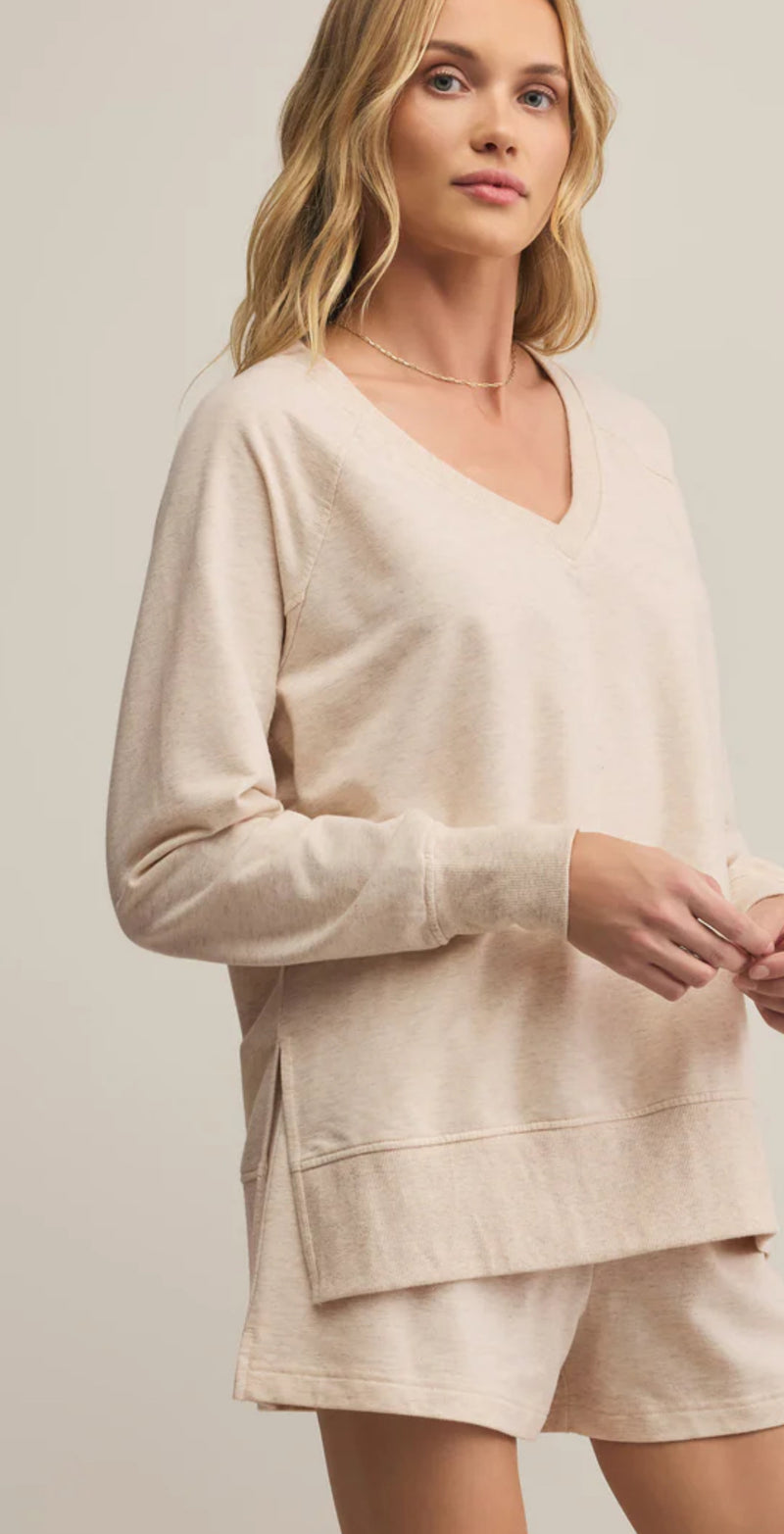 ZT253919 Weekender V Neck Top- Oatmeal Heather