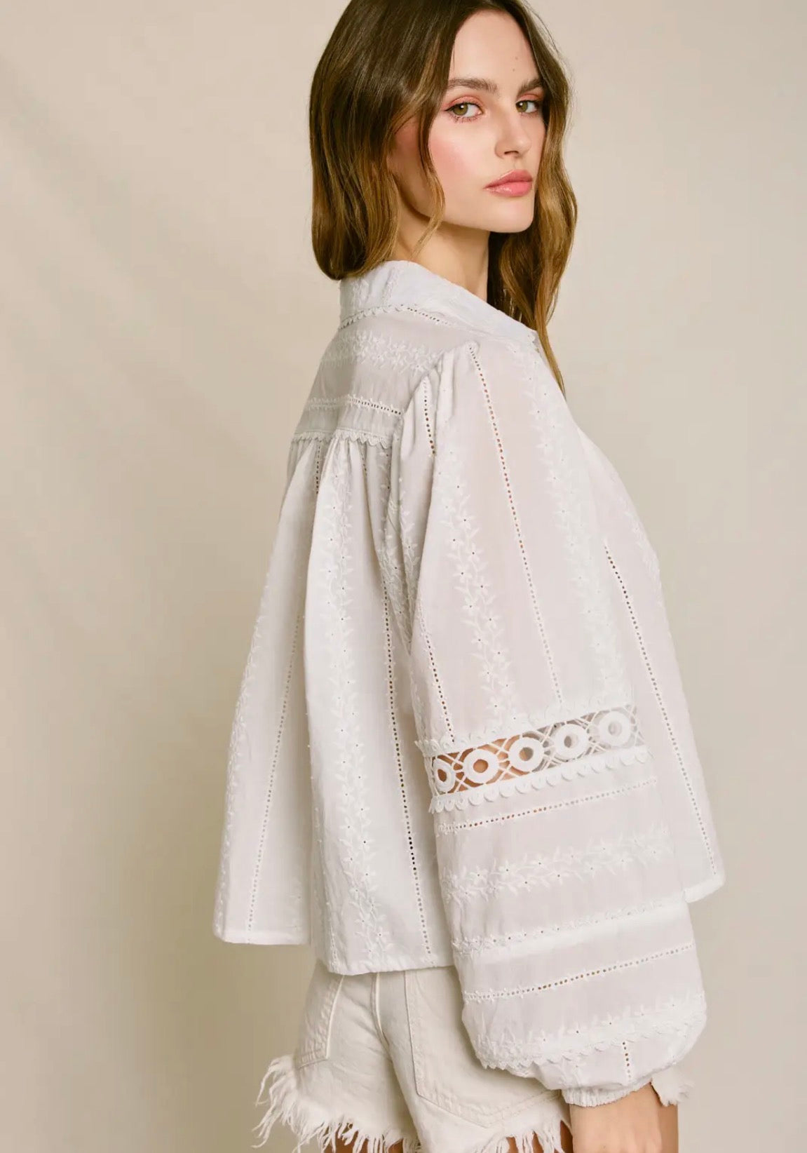 FT12882-Eyelet Bubble Sleeve Blouse