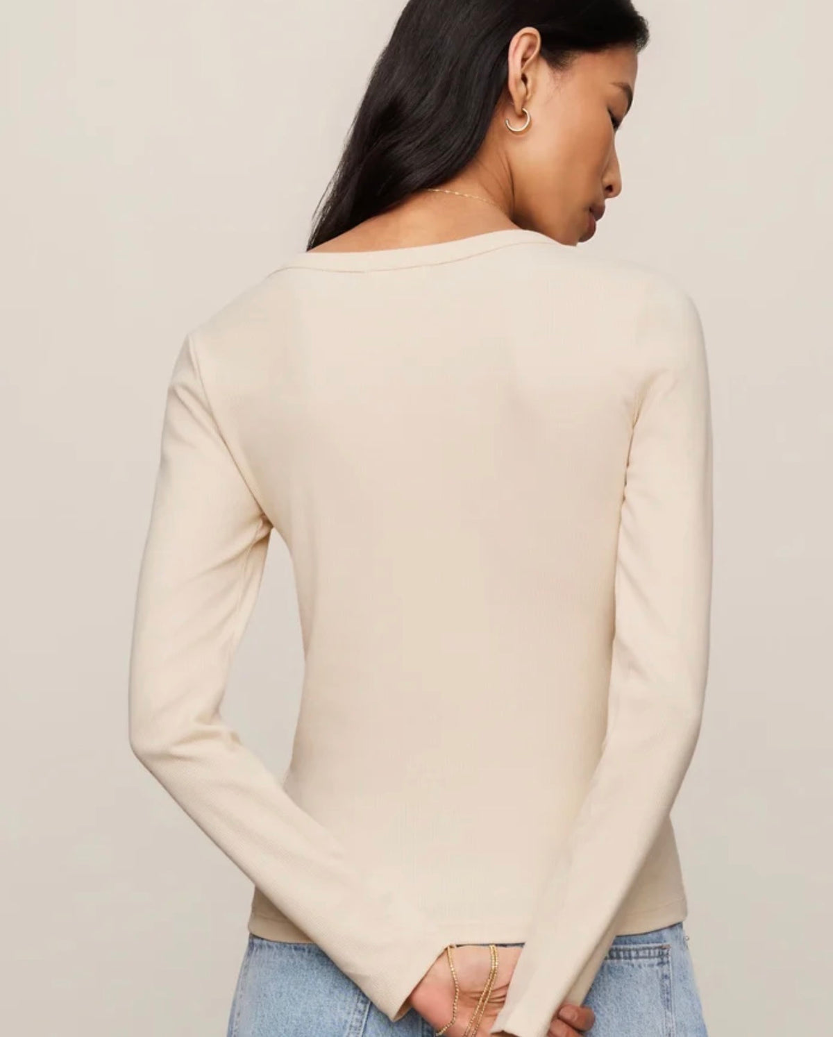 ZT263370 Greyson Scoop Tee