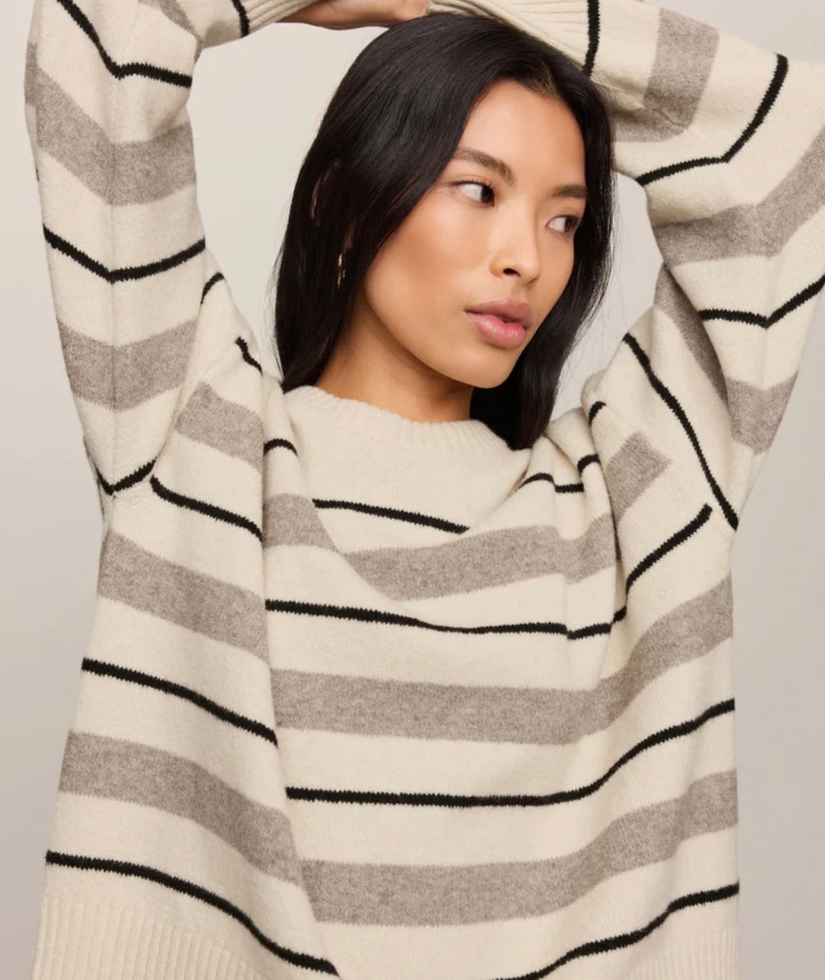 ZW263320 Cirrus Sweater