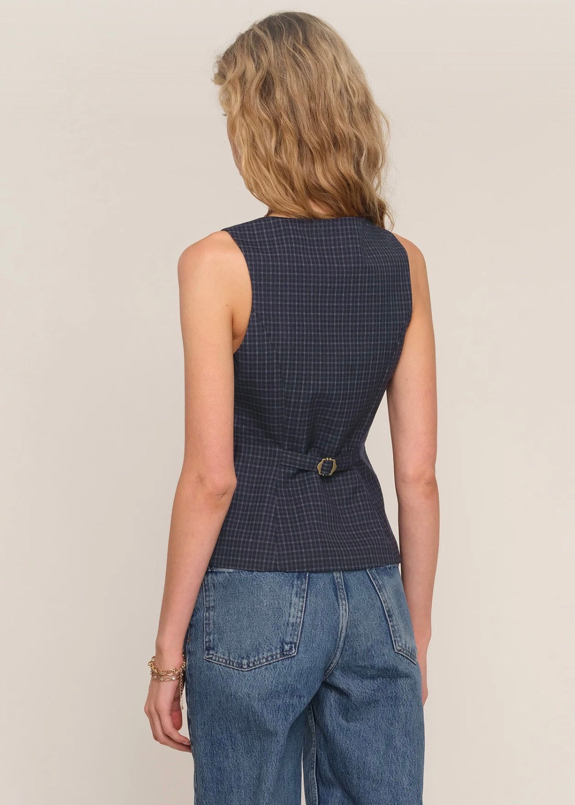 266UJ1D Petal Vest