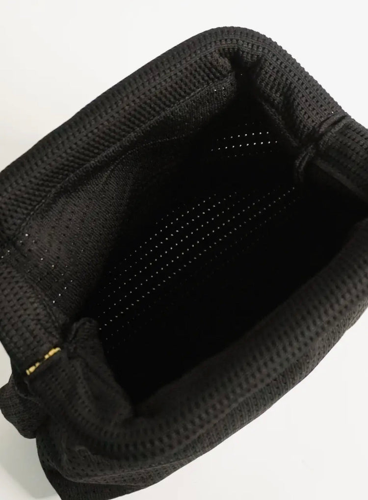 The Everywhere Clutch