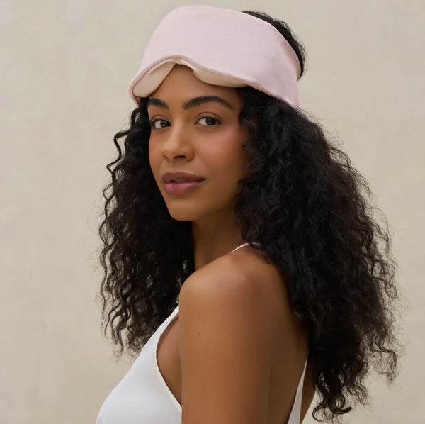 69124 Contour Pillow Eye Mask