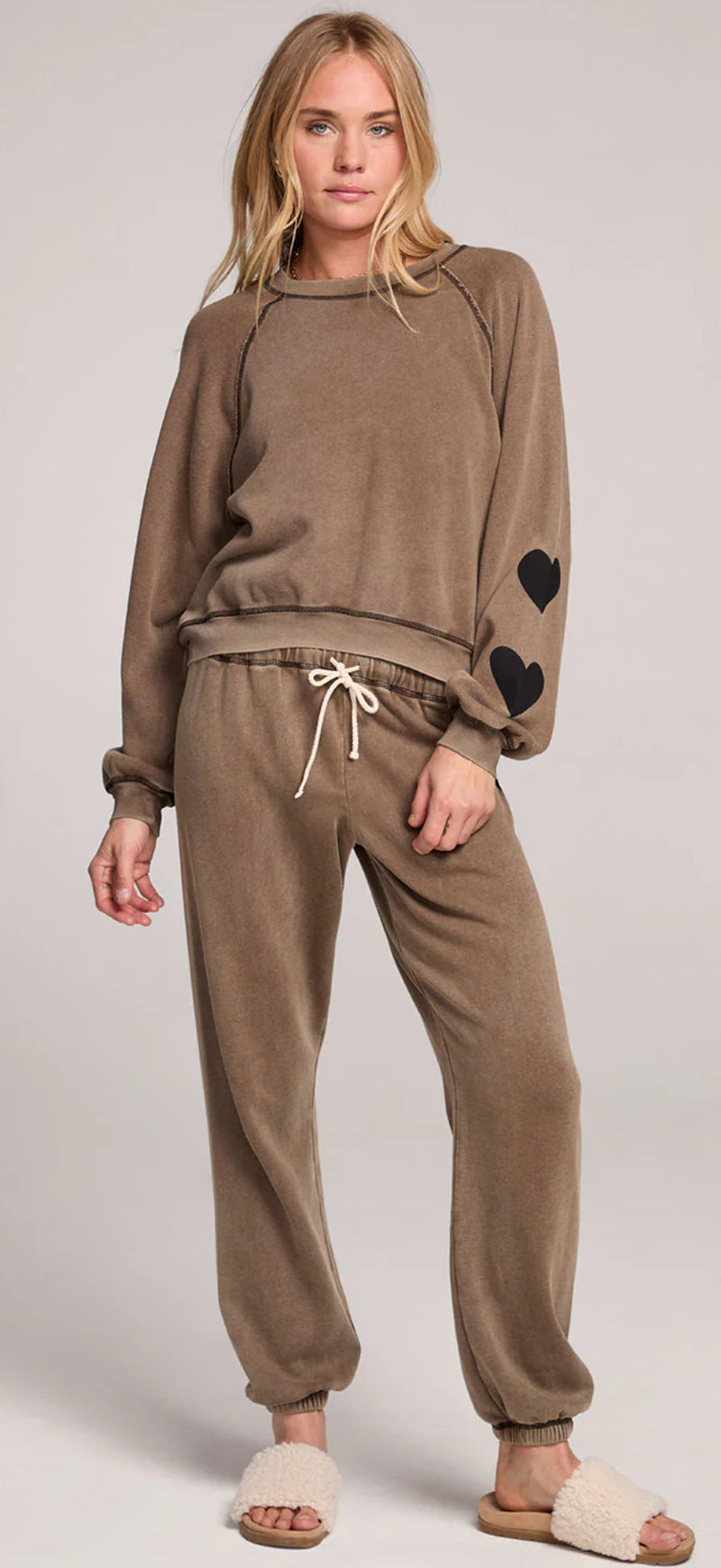 S3742-W704 Kevvy Heart Pullover