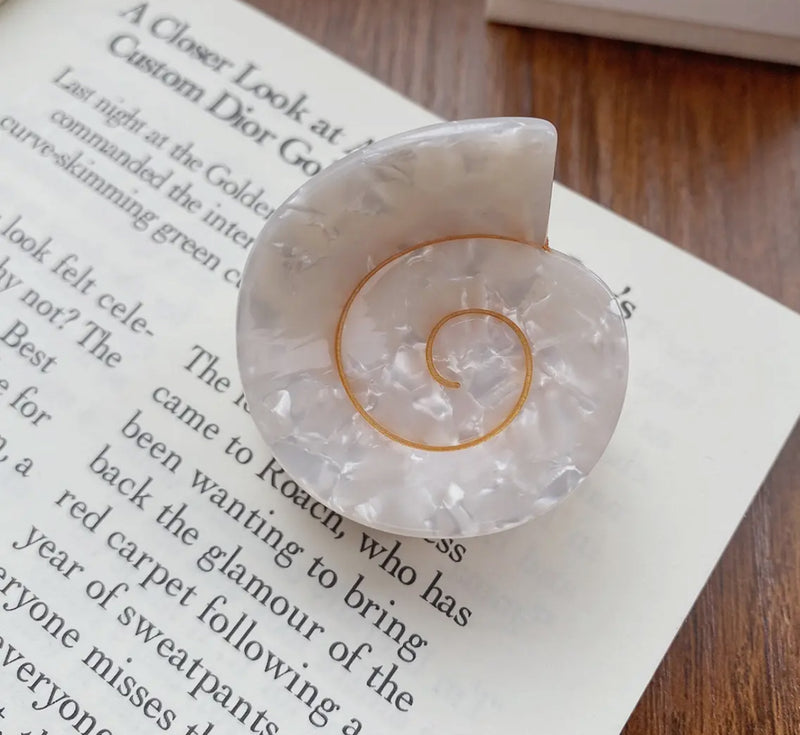 BFY-A515 Cora Seashell Small Hair Clip