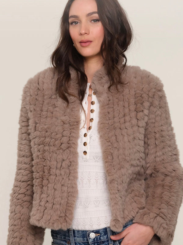 258u89a Deline Jacket- Stone