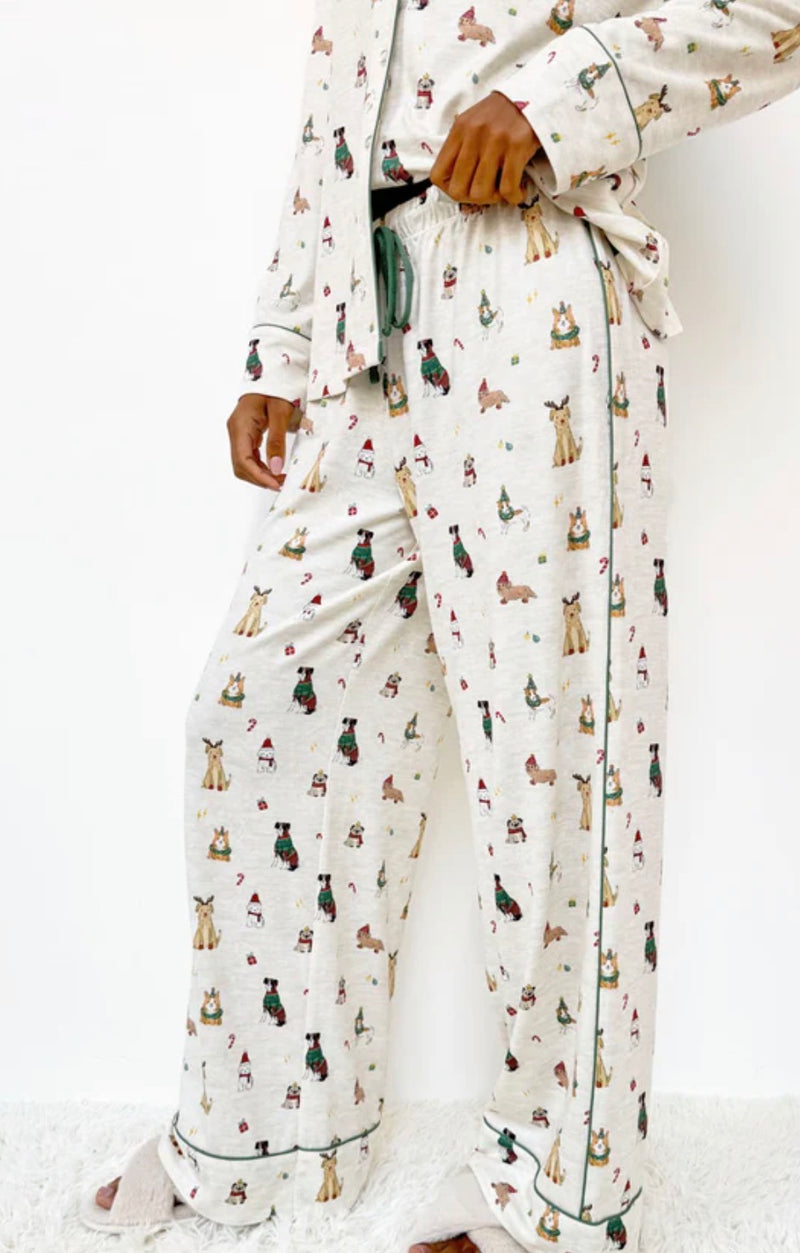 RPF2037SE Flora Pillow Soft Santa Paws Pajama Set