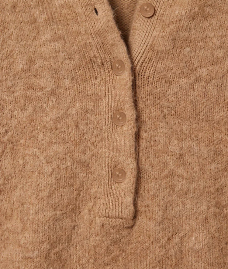 ZW264787 Westmount Henley Sweater