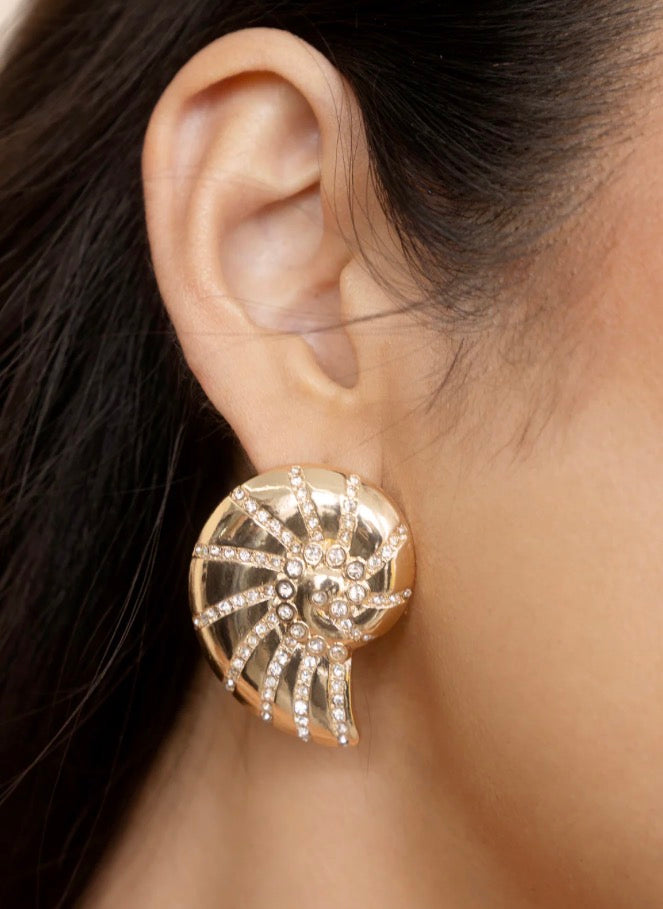 E4848 Crystal Studded Nautilus Shell Earring