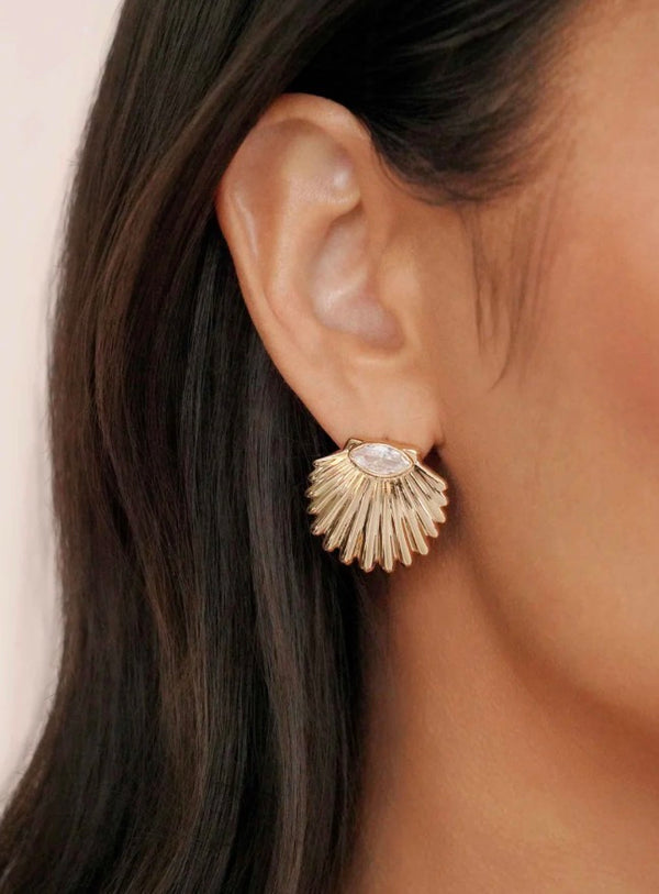 E5137 Santorini Shell Stud Earrings