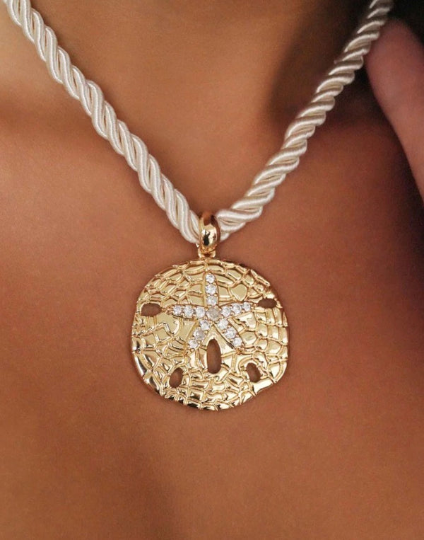 N3536 Sand Dollar Necklace
