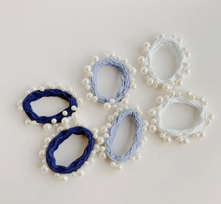 WL-230408C-CSTL Coastal Seamless Pearl Hair Ties