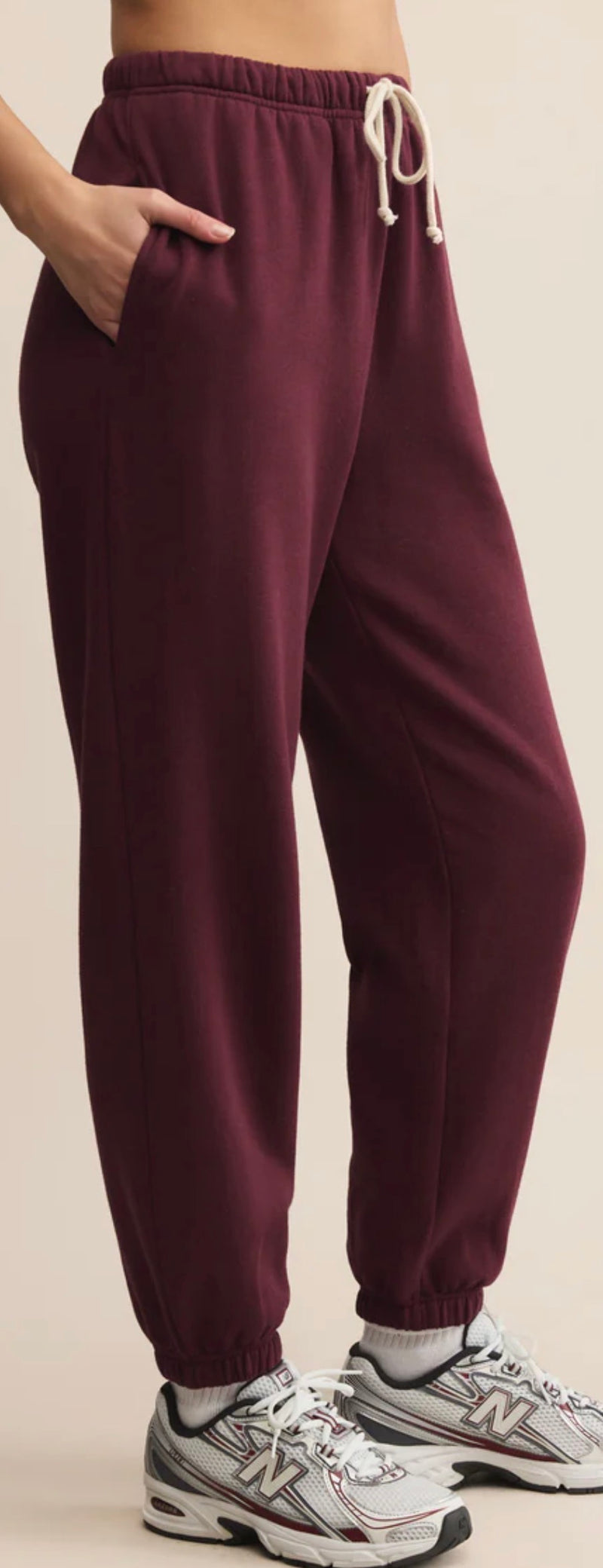 ZP254925 Stadium Jogger Merlot