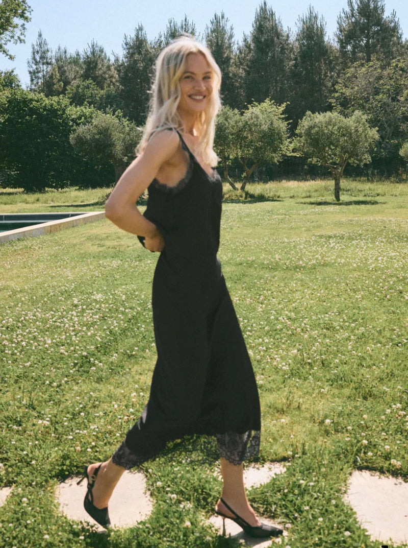 ZK254635 Cinder Lace Midi Skirt Black