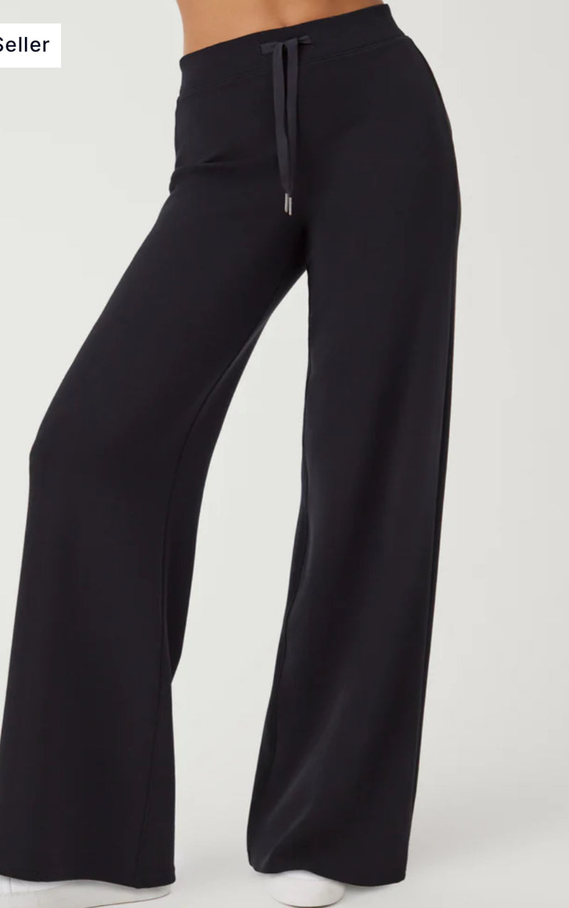 50239R Spanx AirEssentials Wide Leg Pant