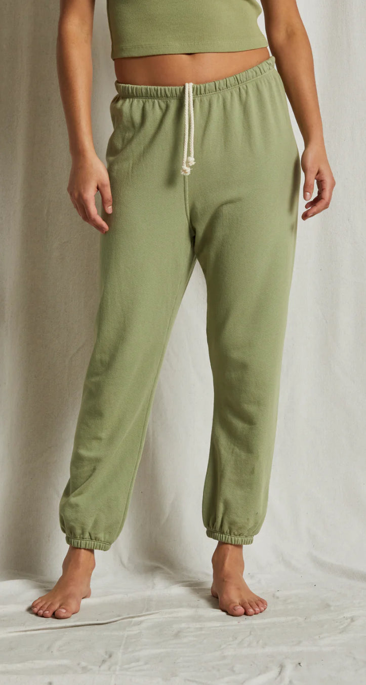 B25-JOHNNY-O015 French Terry Easy Sweatpant- Oil Green