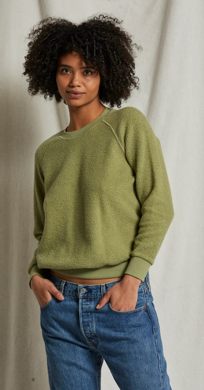 T94- Ziggy-o015 Reverse Fleece LS Shruken Crew-